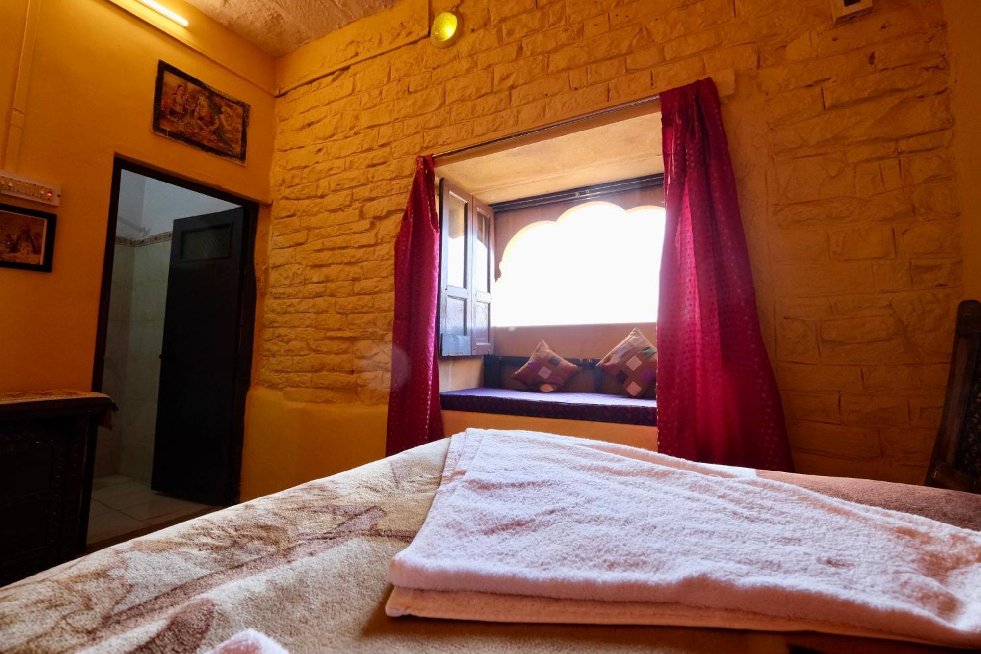 Saffron Guest House Jaisalmer Eksteriør billede