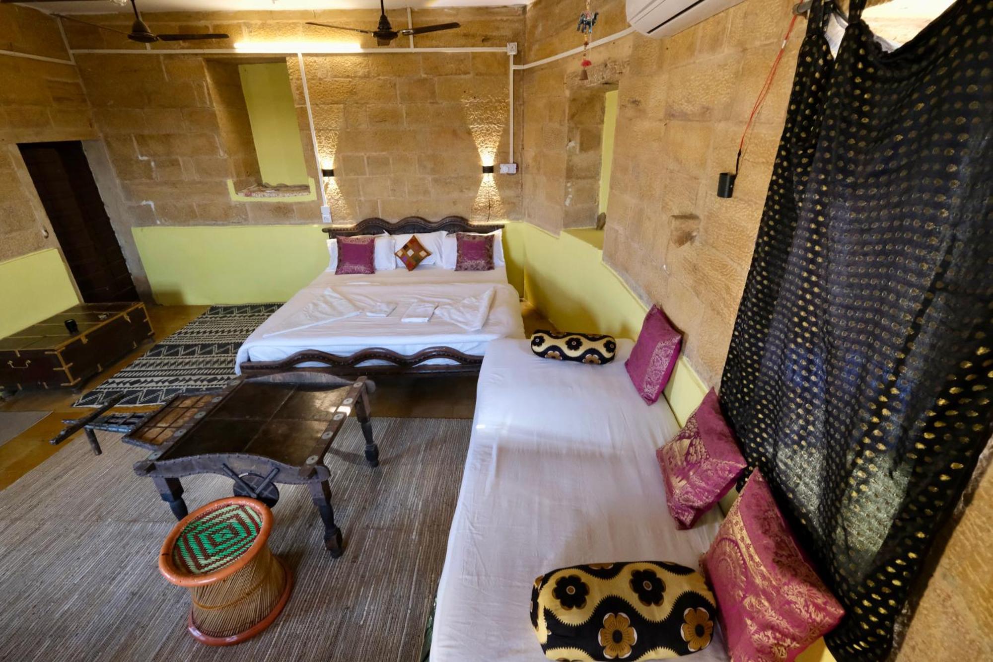 Saffron Guest House Jaisalmer Eksteriør billede