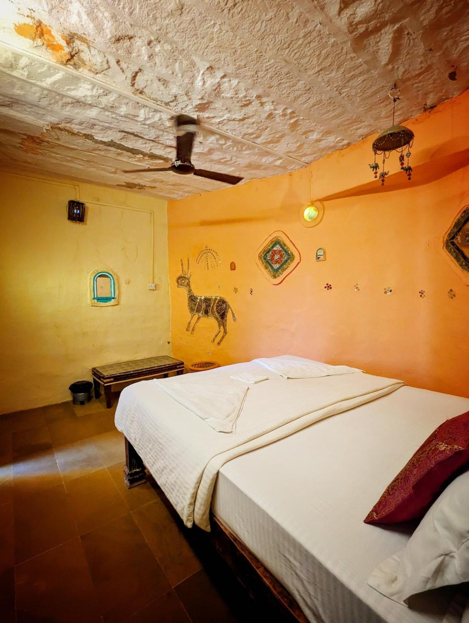 Saffron Guest House Jaisalmer Eksteriør billede