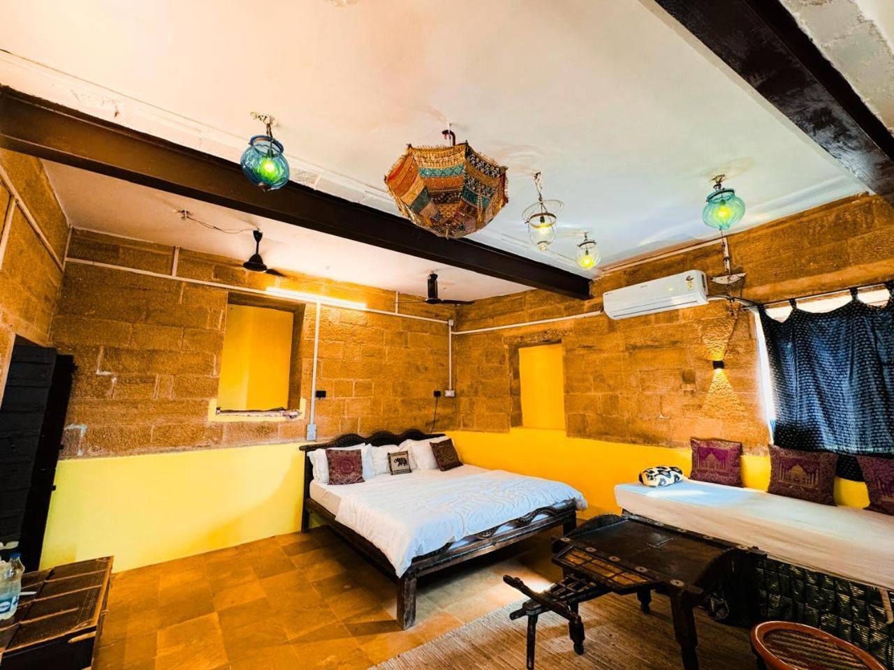 Saffron Guest House Jaisalmer Eksteriør billede
