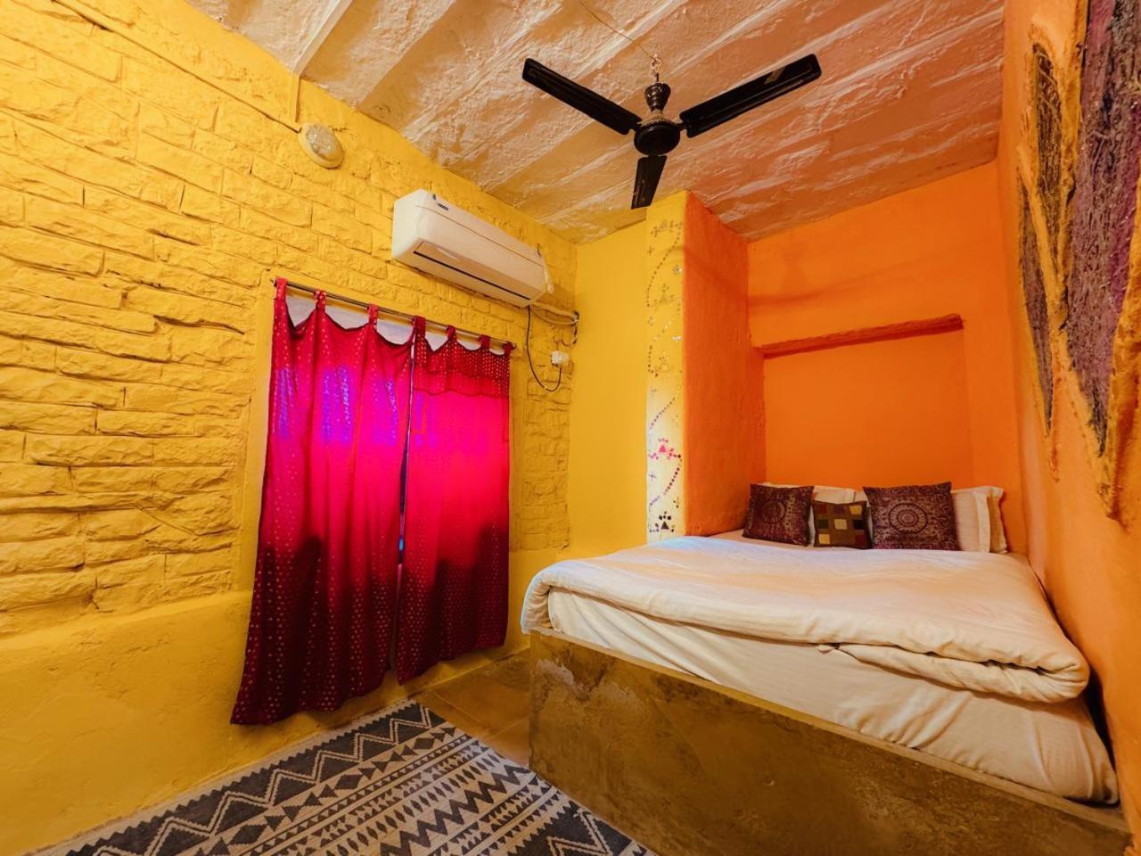 Saffron Guest House Jaisalmer Eksteriør billede